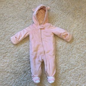 Infant winter suit ❄️